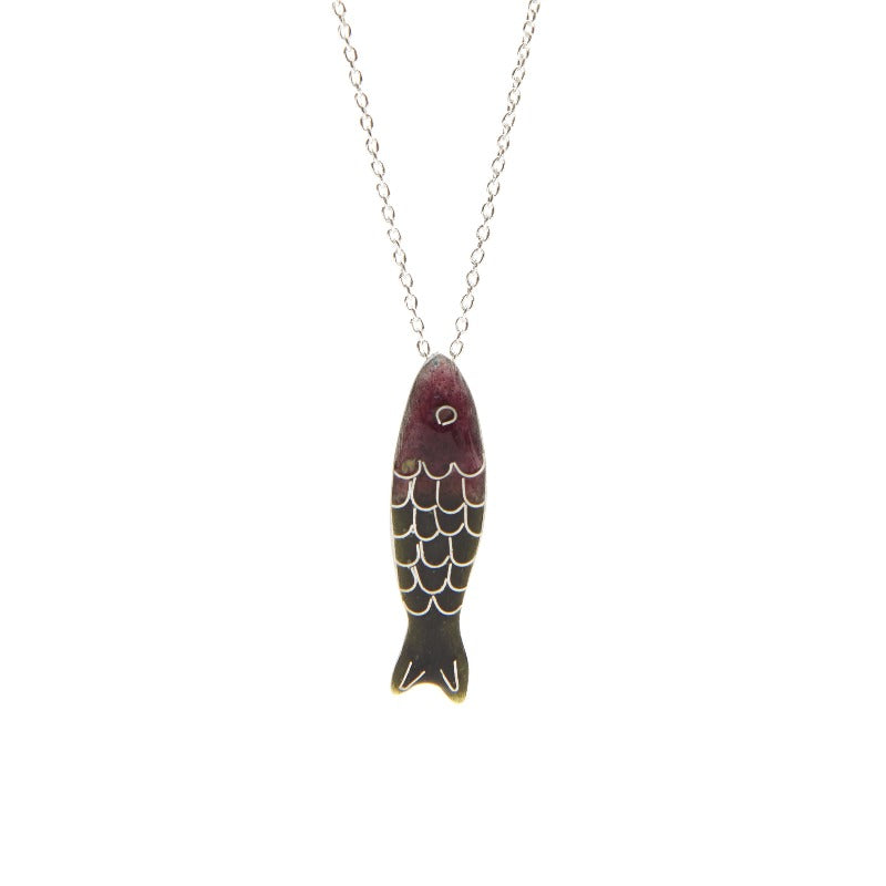 Small glass enamel cloisonné fish, applied on fine silver, accompanied by a delicate 45 cm sterling silver chain with an additional 5 cm for size adjustment. Dark violet and brown-green fish.